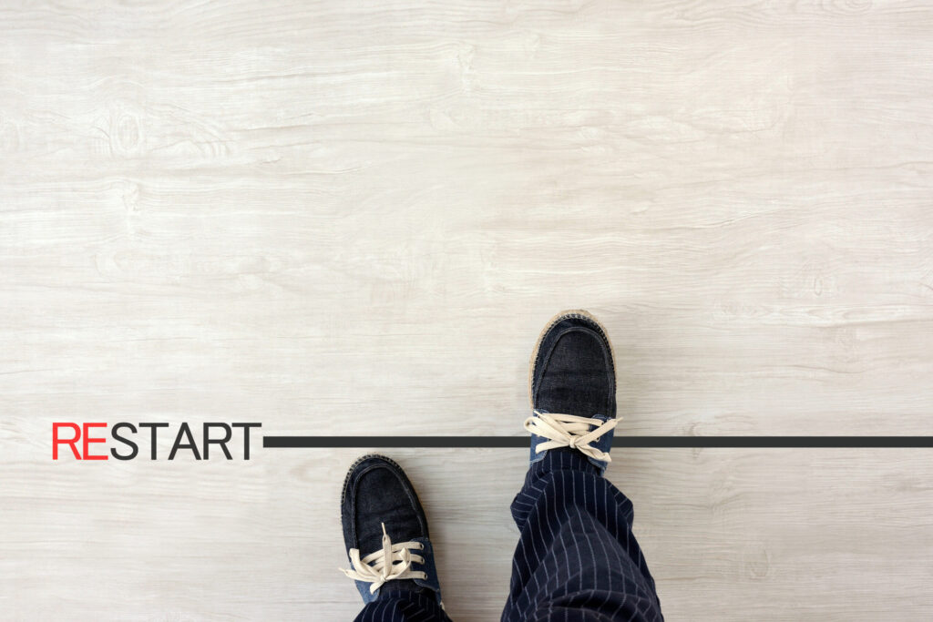 夢を諦めかけているあなたへ―『夢をかなえるゾウ0 ガネーシャと夢を食べるバク』が教える、人生再起動の魔法