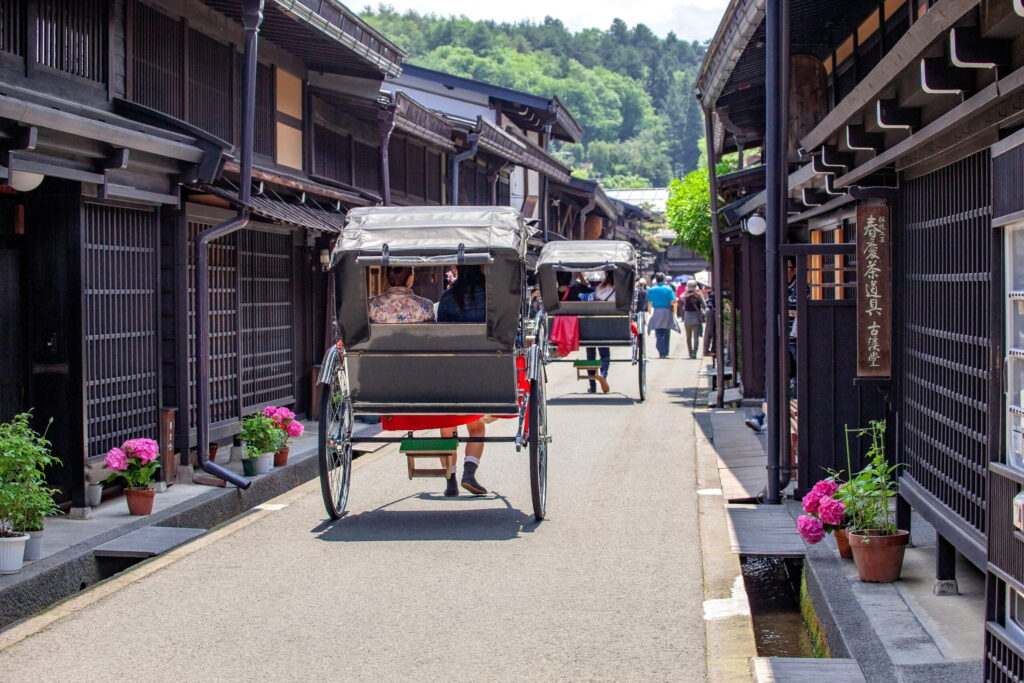 50代からの人生設計術｜お金の減らし方で見つける新しい働き方と生きがい